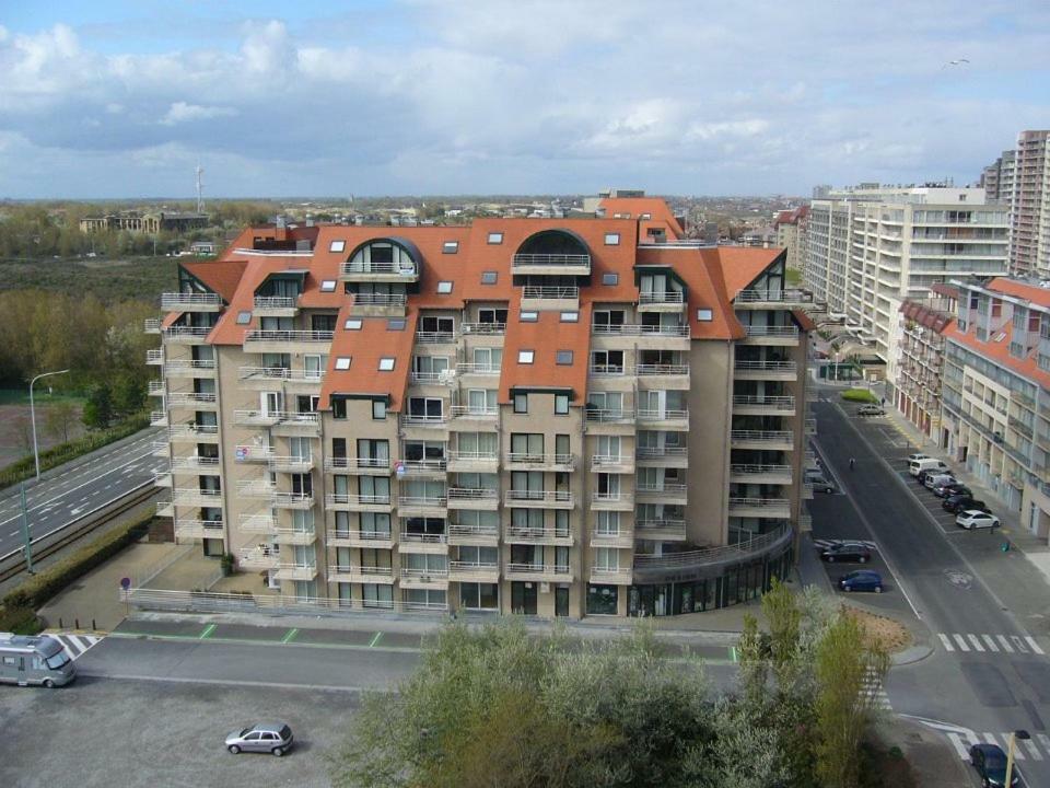 Ferienwohnung Res Apollo Nieuwpoort Exterior foto